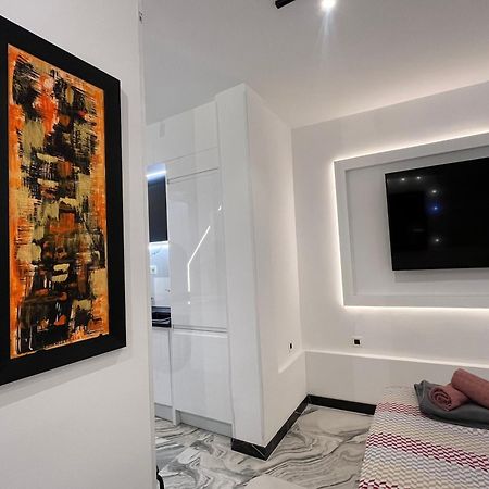 Bs4 Suite Luxury Madrid Centro Exterior photo
